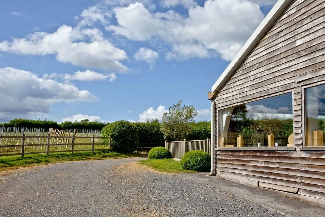 The Wine Lodge, Kenton Park Estate, Exeter 0*,  Reino Unido