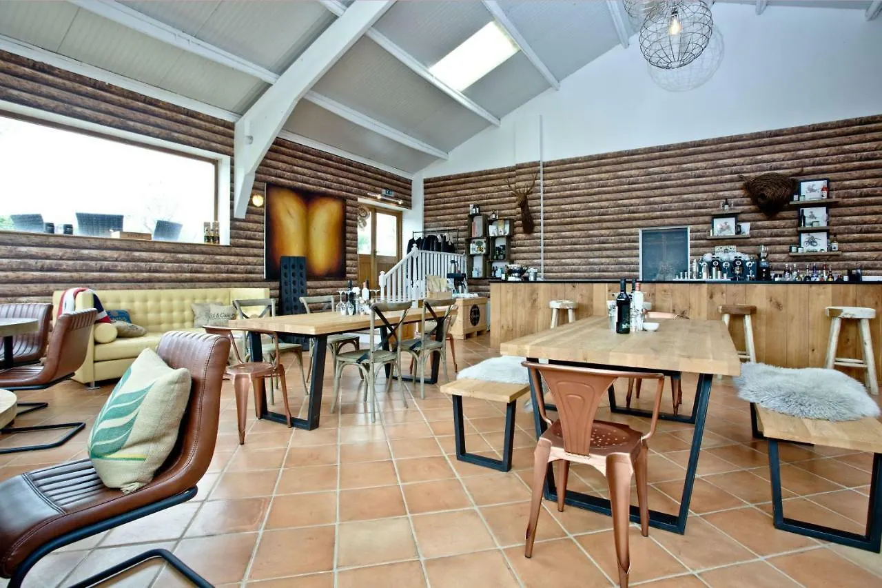 The Wine Lodge, Kenton Park Estate, Exeter